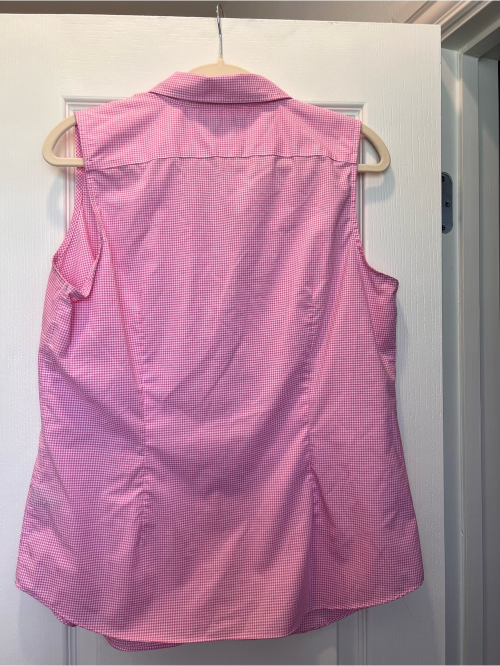 Ralph Lauren Pink Gingham Sleeveless Button-Down Shirt - Picture 3 of 5